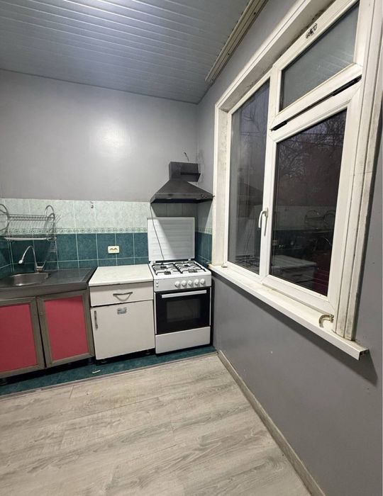 Чиланзар 7кв 2 комнатная срочно продается