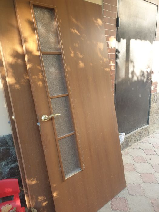 Двери комнатные, плинтус,  рамки