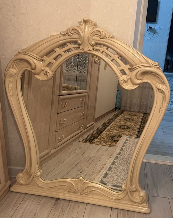 Зеркало. Зеркало с рамкой/ Айна рамкасымен