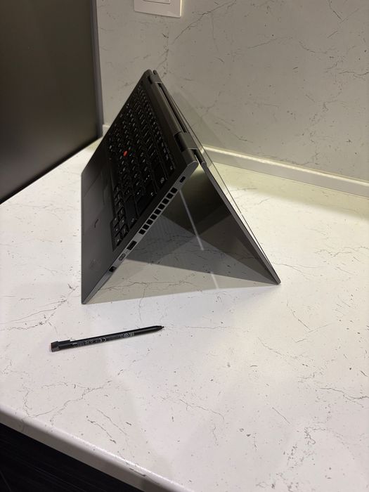 Lenovo ThinkPad X1 Yoga 4 16 GB ram