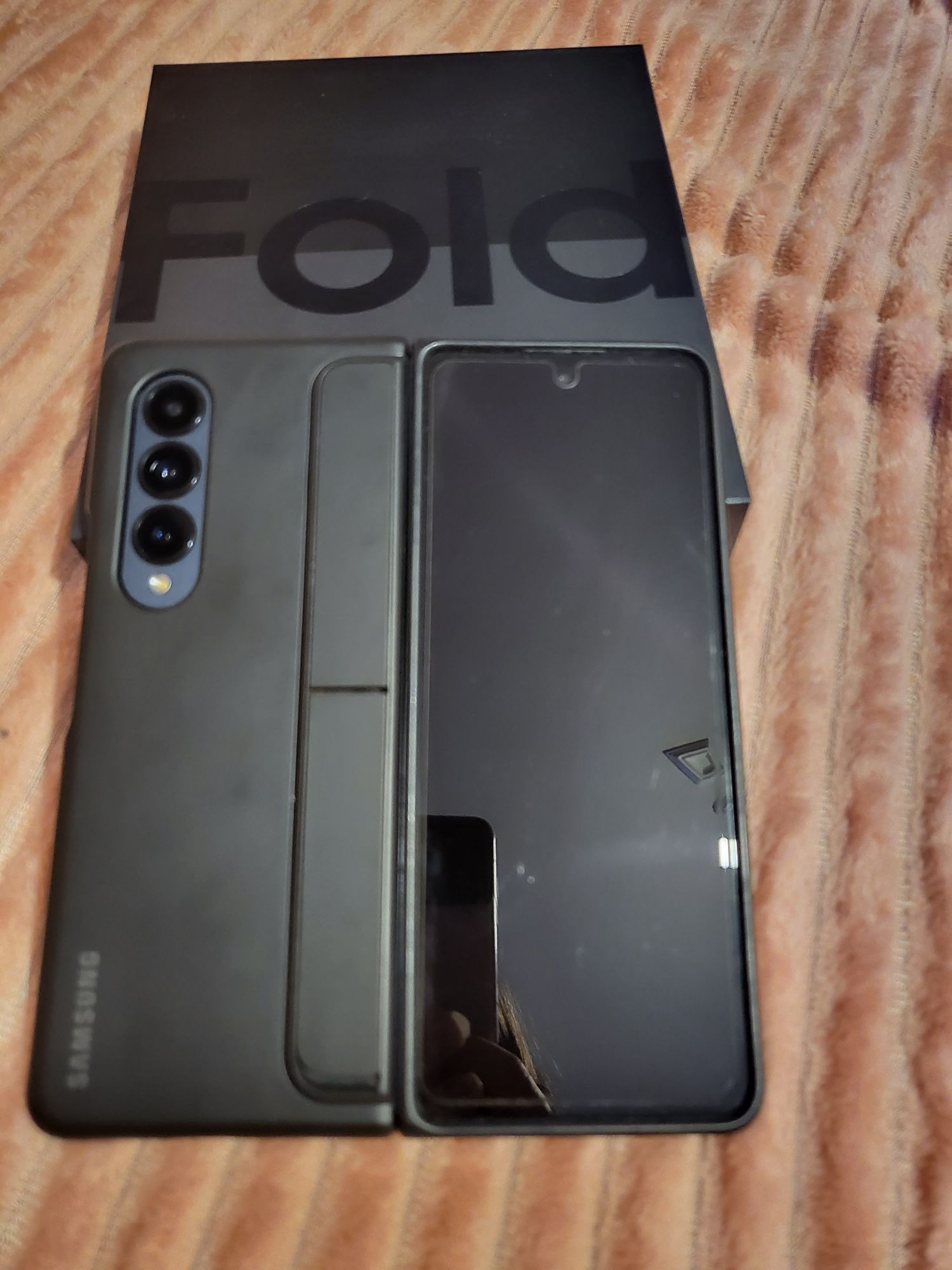 Samsung galaxy fold 4