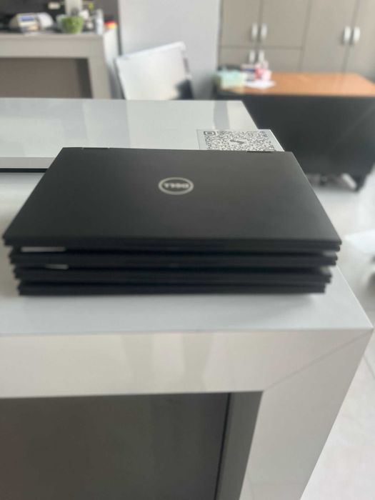 Dell Latitude 3390 2-in-1 i5-8350u-16Gb ram-256Gb Ssd