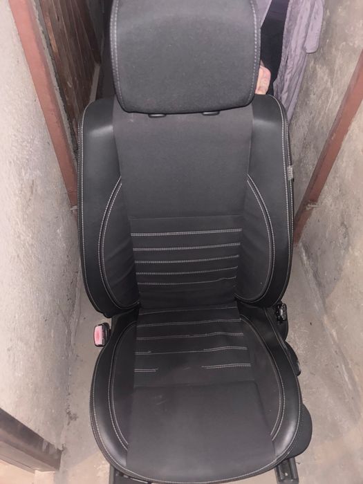 Седалки Рено лагуна 3 2011г.