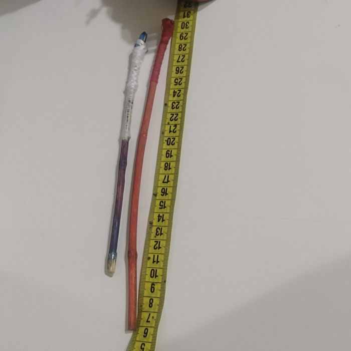 Шпилька из дерева, ручная работа