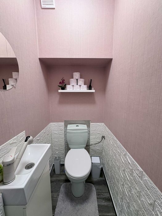 Собственик продава 4 стаен Спортна зала Варна  с паркоместа .