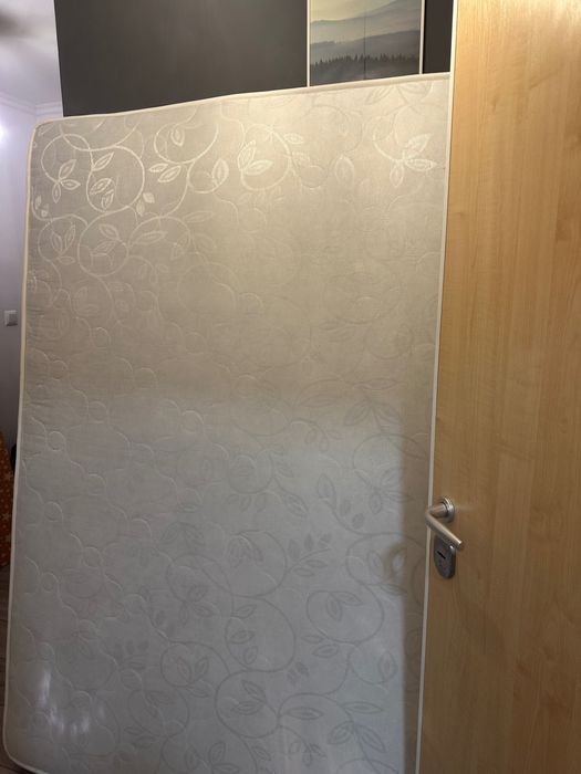 Матрак еднолицев