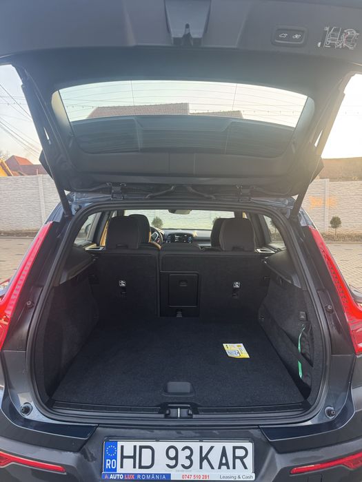 Vând Volvo Xc40  2020