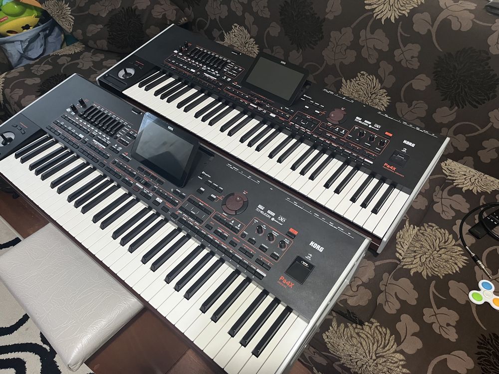 Korg pa4x oriental si international 61 keys