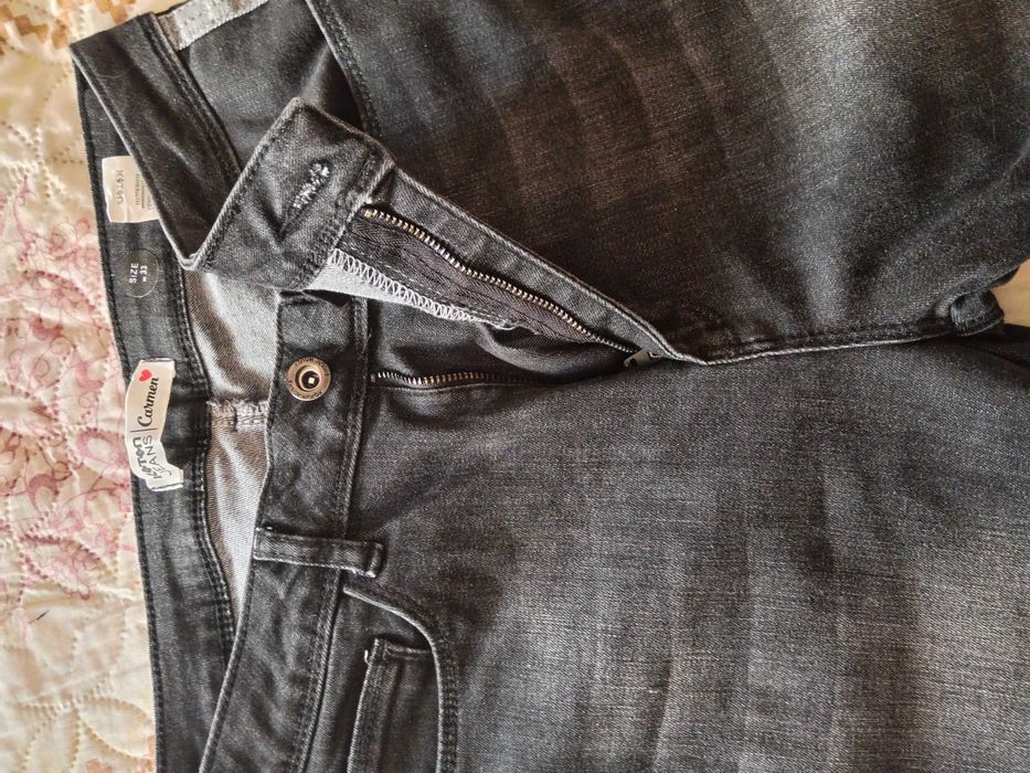 Дамски дънки размер 33