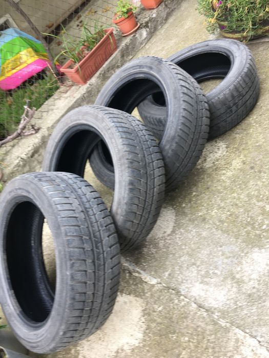 Зимни гуми Falken 215 / 50 /17