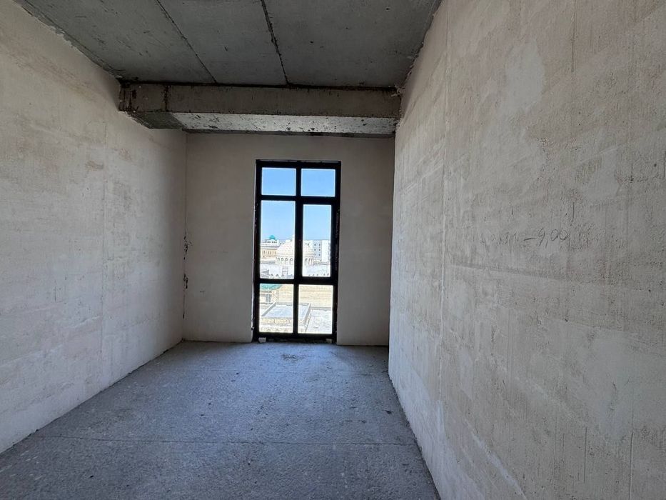 3 xonali karobka kvartira sotiladi