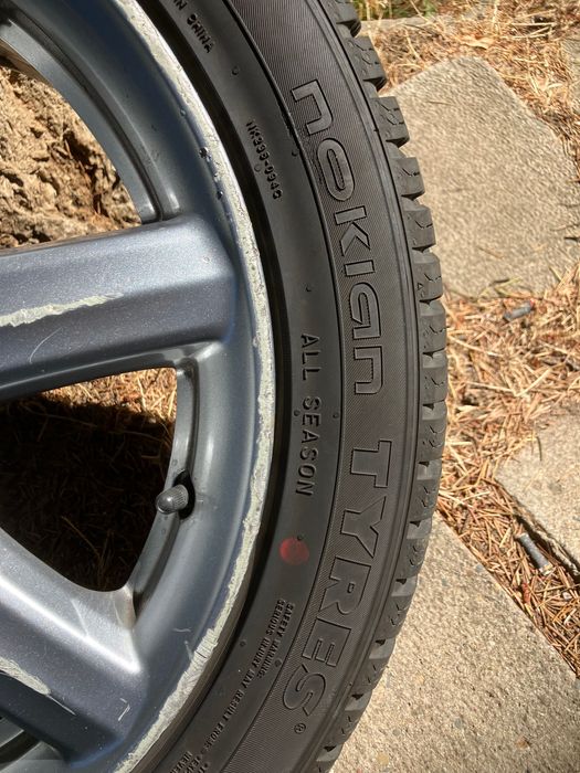 Продавам зимни гуми NOKIAN 225/45/17