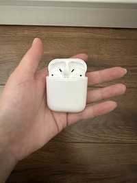 Срочно продаю наушники Air pods 2