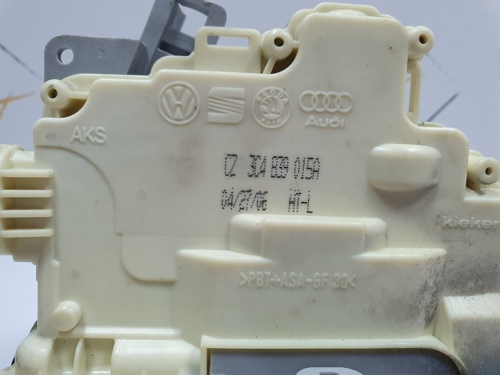 Broasca usa stanga spate VOLKSWAGEN PASSAT Variant 3C5 2005 - 2011 2.0 TDI BMR, CBBB   3C4839015A