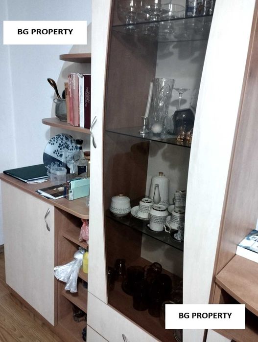 Хубав апартамент в Света Троица.Метро и градски транспорт