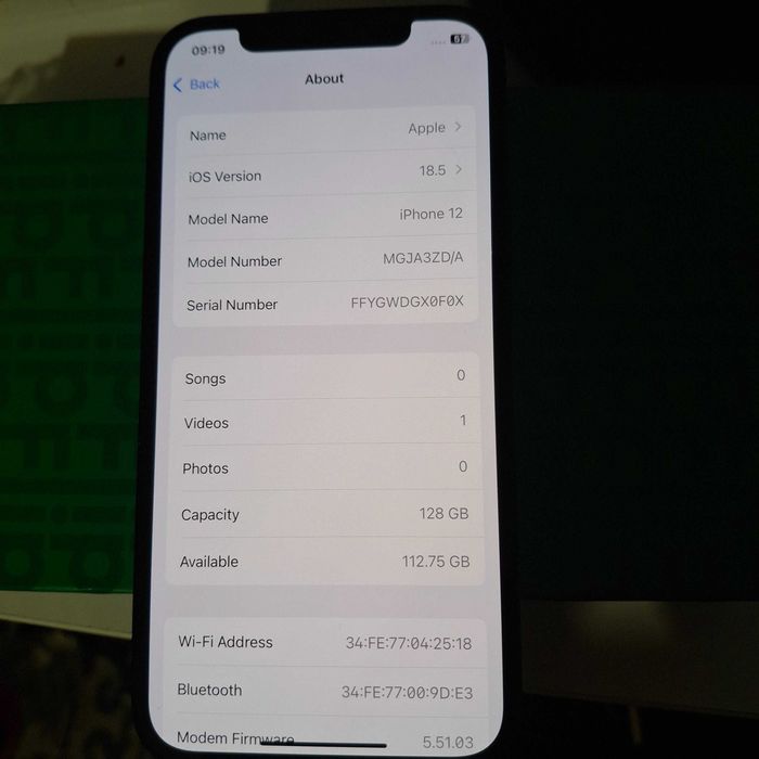 Продавам APPLE Iphone 12 128 GB !
