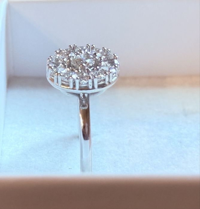 Дамски пръстн бяло злато и брилянти