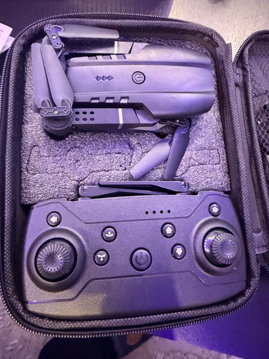 Дрон подходящ за деца с двойна камера К3E99