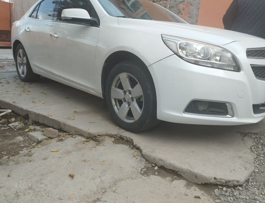 Malebo zapchasga sotiladi