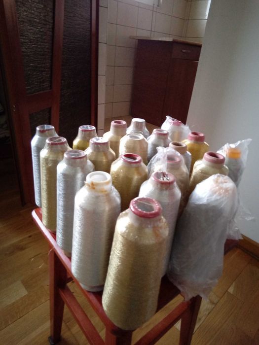 Vand ața metalica pentru brodat, aurie si argintie