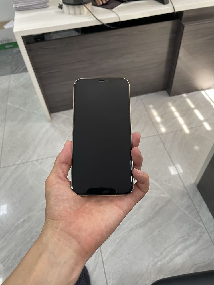 Продается IPHONE 12 PRO MAX GOLD в идеальном состоянии 256Gb