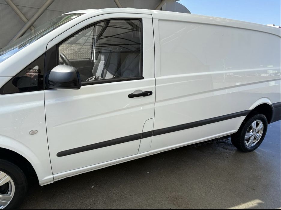 Vând Mercedes Vito 2.2 2012 Modelul lung