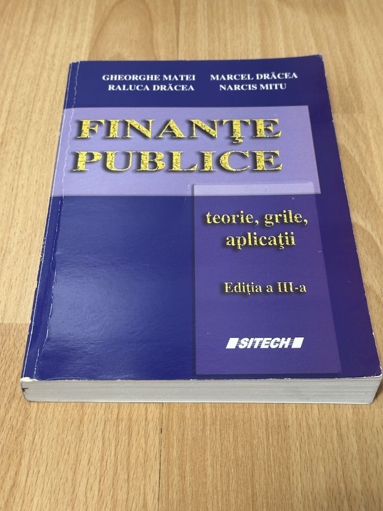 Vand carte Finante Publice