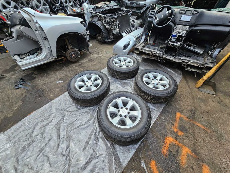 Диски с резиной PRADO