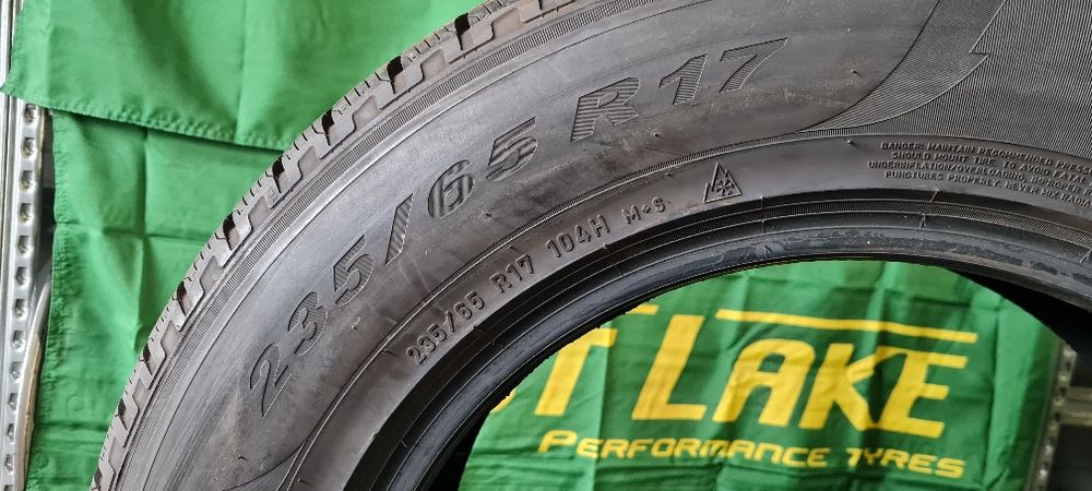 Set 4 anvelope Pirelli Scorpion 235 65 R 17  MO echip fabrica Mercedes