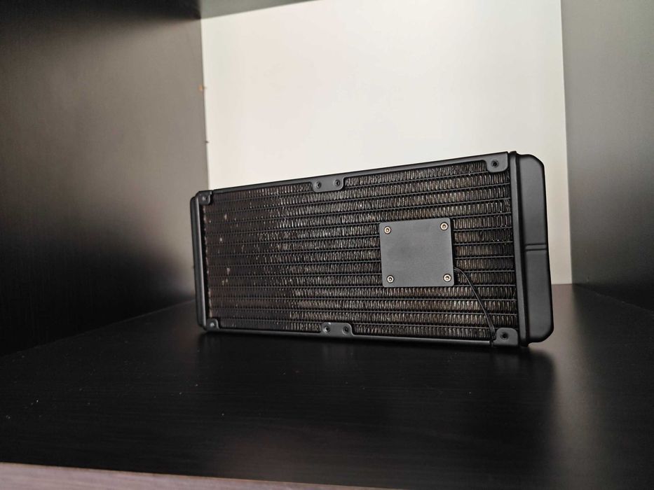 MSI CoreLiquid 240R – răcire excelentă pentru gaming și overclocking