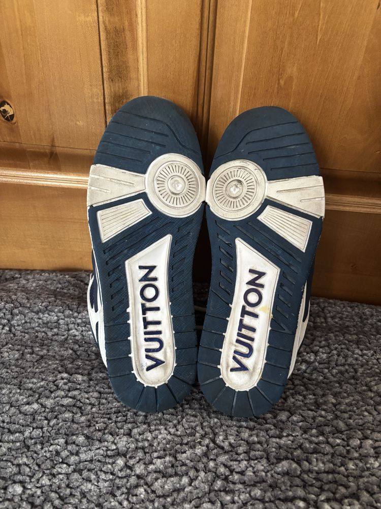 Louis Vuitton skates