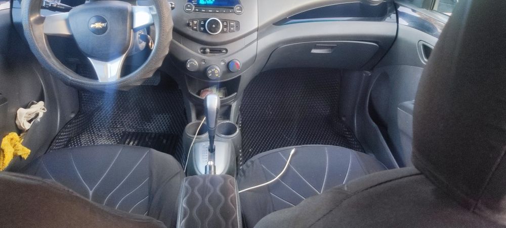 Srochni spark sotiladi