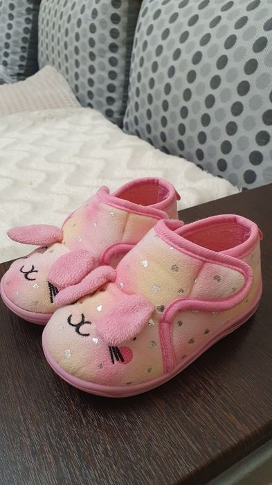 Детски пантофи 24 номер