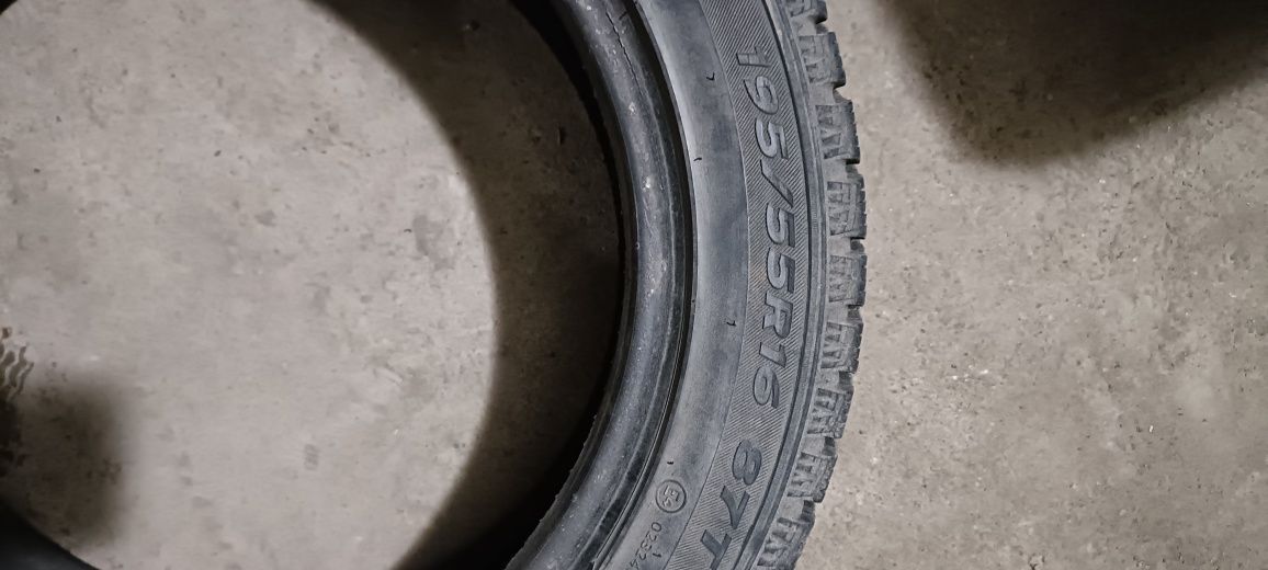 Продам зимние шины б/у  размер 195/55/16