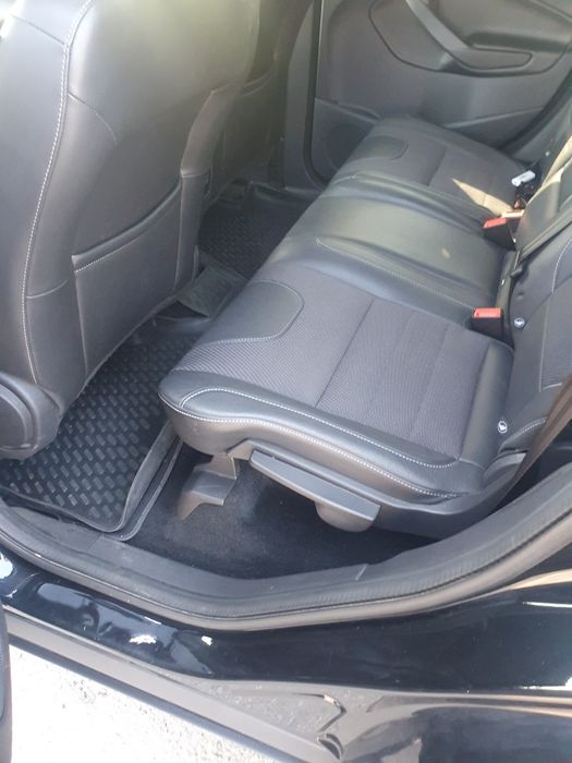 Vând Ford kuga 2015