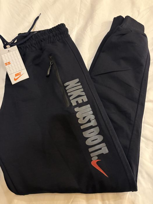 pantaloni nike S