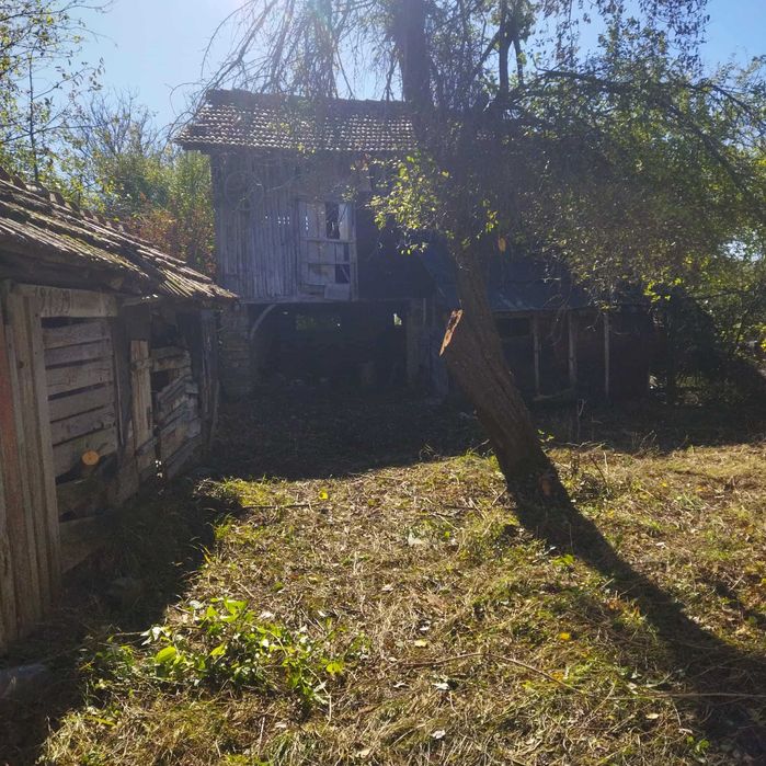 Продавам къща в село Микре