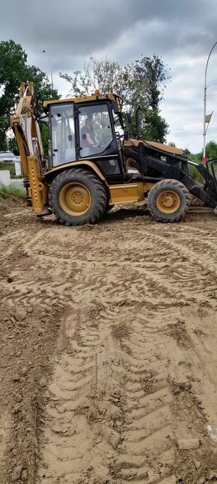 Închiriez buldoexcavator