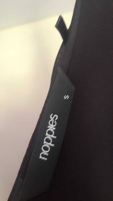 Официална черна рокля