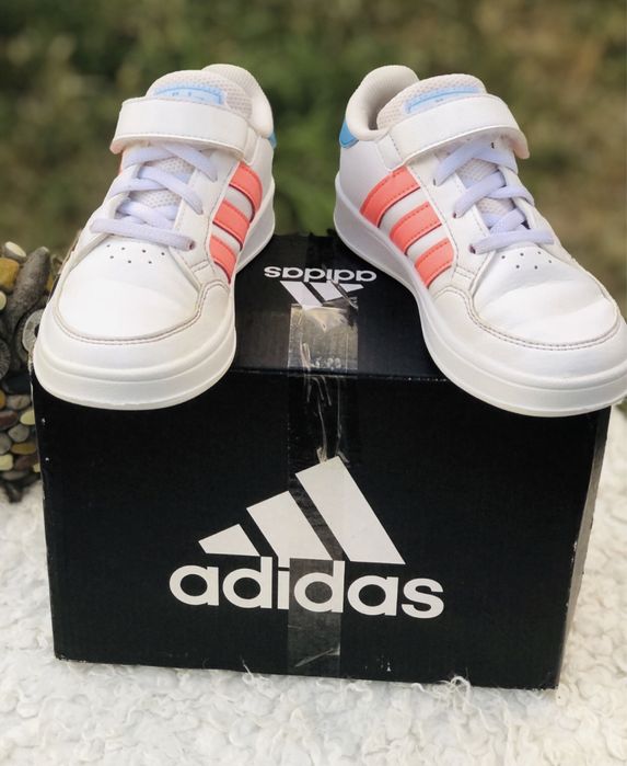Adidasi fata ADIDAS-marimea 28,inter18cm,nu ghete piele Geox,Zara,