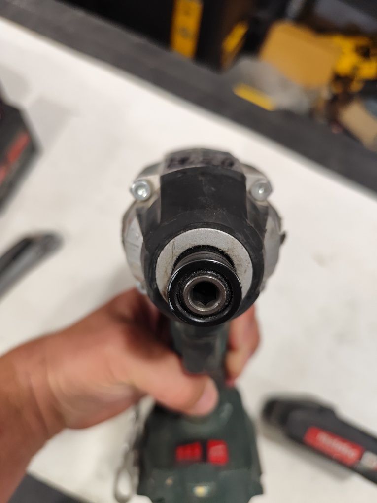 Акумулаторен импактдрайвър Метабо Metabo SSD 18 LT 200 BL + 2 Ah
