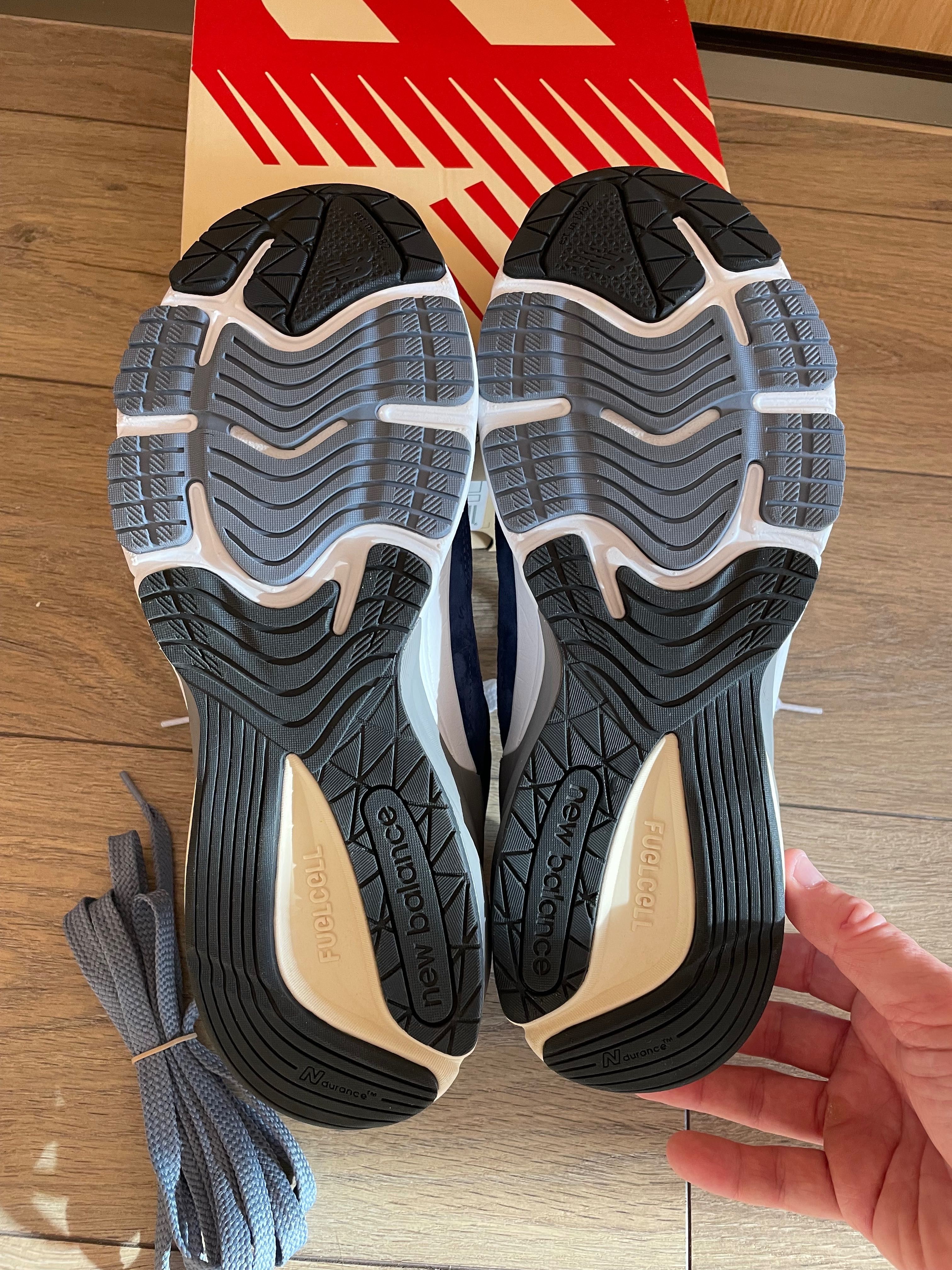 Нови маратонки New balance 990 v6 размер 45