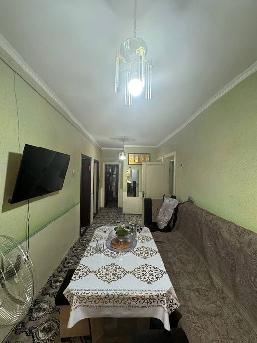 Урганч шахар сувчилар шахарчасида 3 хонали уй сотилади