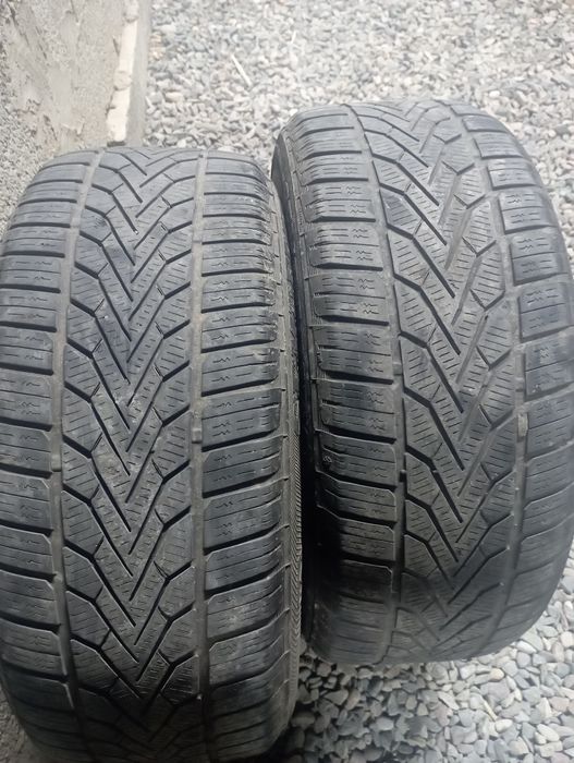 Продам покрышки на 16