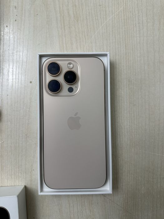 Iphone 16 pro б/у