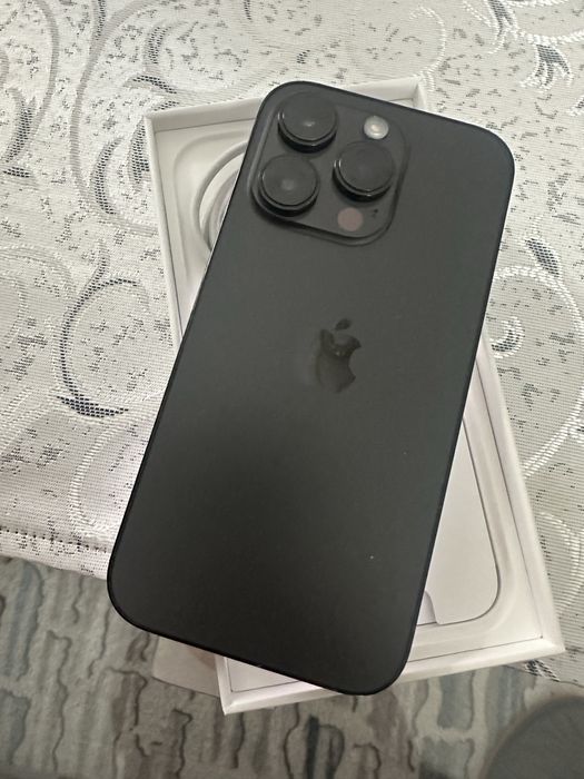 iPhone 14 Pro black