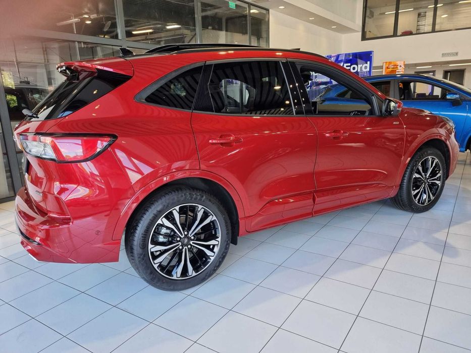 Ford Kuga 2.5  Hybrid ST-Line