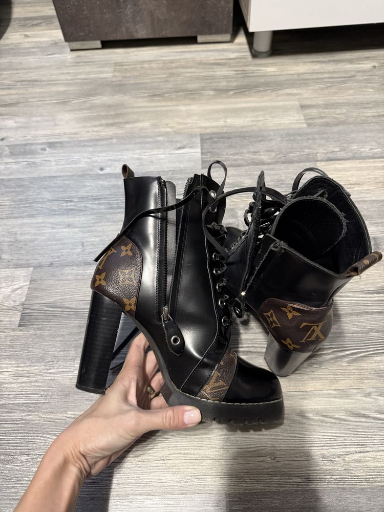Боти Louis Vuitton като нови