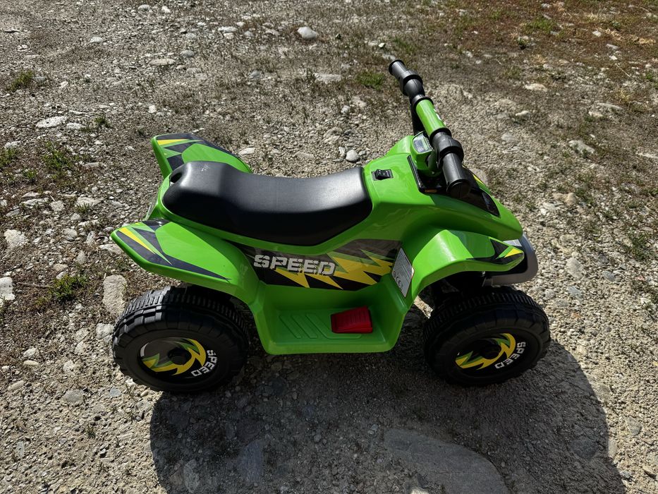 Masinuta ekectrica copii