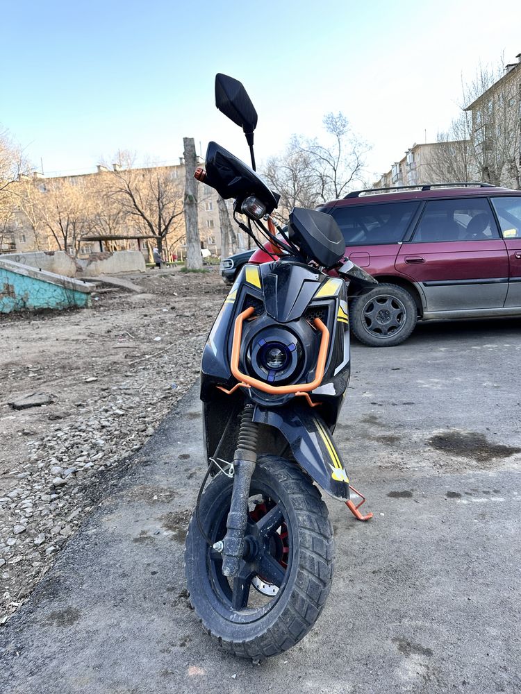 Продам скутер Vento smart 1 125 кубов